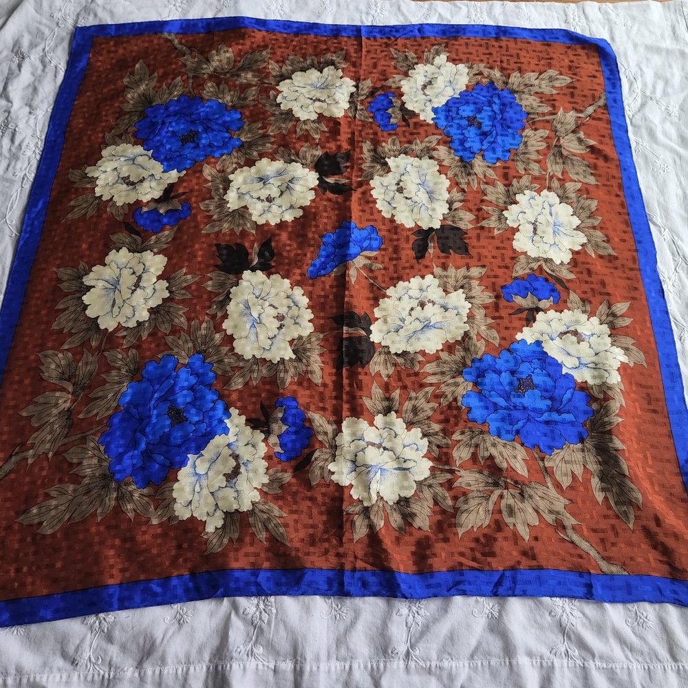 2/$20 SALE! Elaine Gold scarf